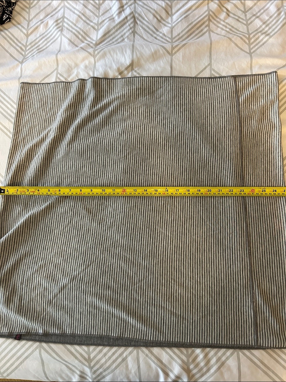 Oversized wrap scarf - Picture 2 of 3